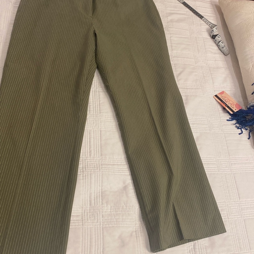 Judith Hart Petite Green pin striped pants size 10P